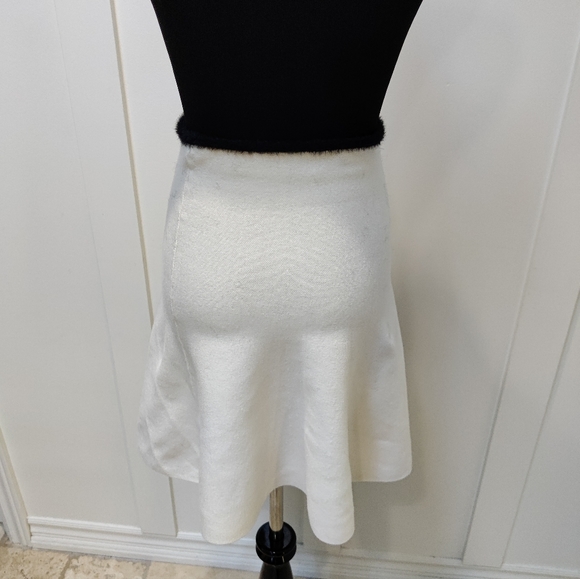 Zara Knit Skirt - Medium - Picture 5 of 9
